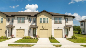 Cozy 3Bd with Free Waterpark at Enclaves at Festival 713